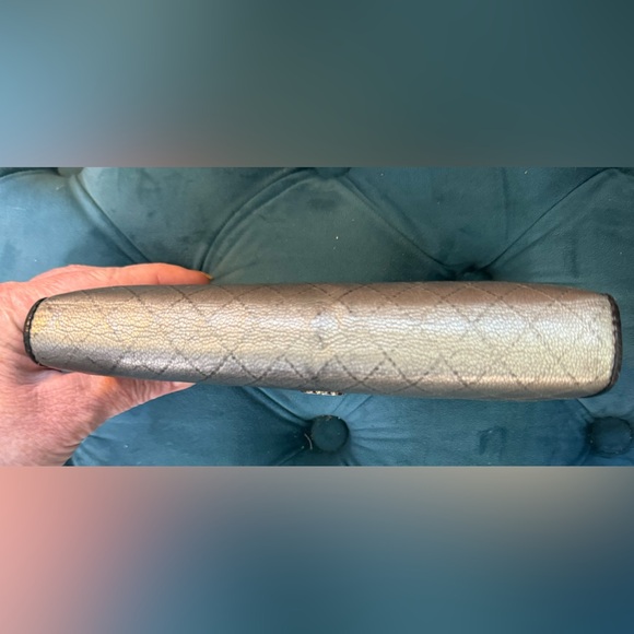 CHANEL Bicolore Leather Long Trifold Wallet Purse - Picture 6 of 10